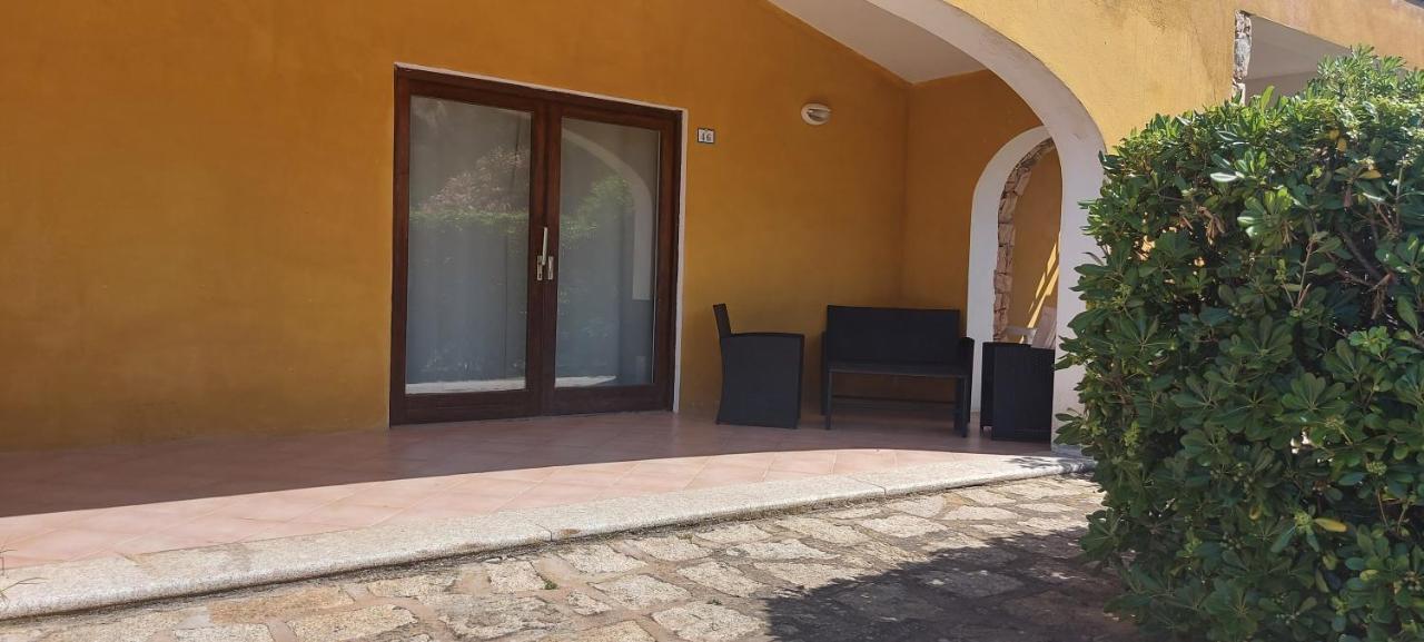Domus Liscia Di Vacca Aparthotel Luaran gambar