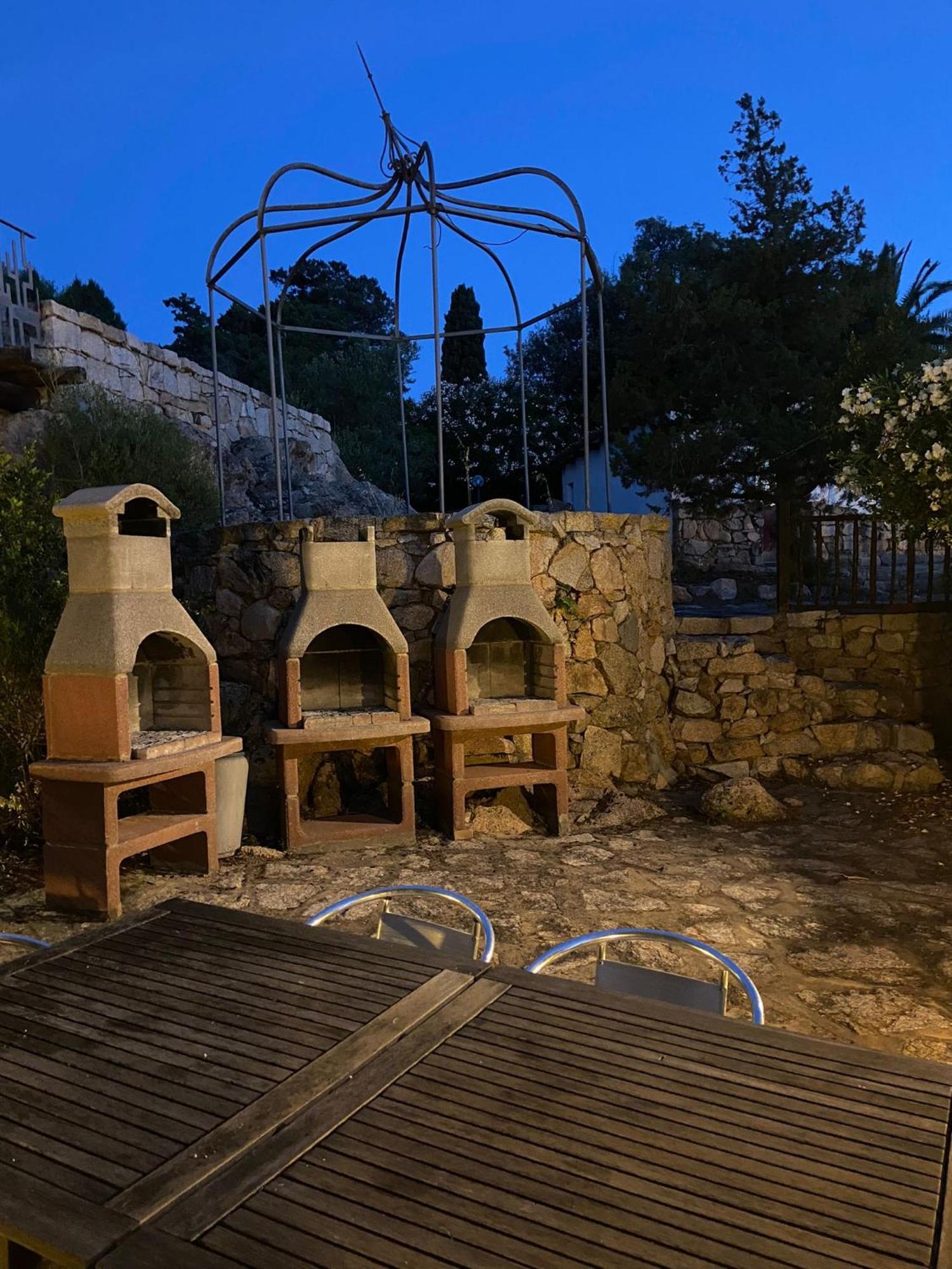 Domus Liscia Di Vacca Aparthotel Luaran gambar