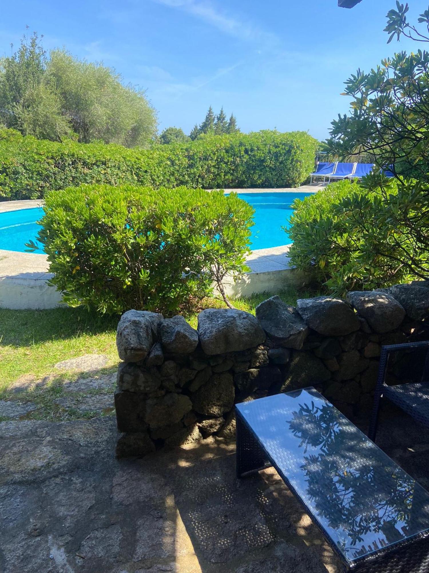 Domus Liscia Di Vacca Aparthotel Luaran gambar