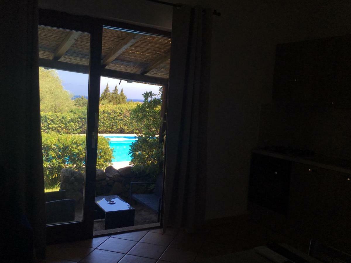 Domus Liscia Di Vacca Aparthotel Luaran gambar